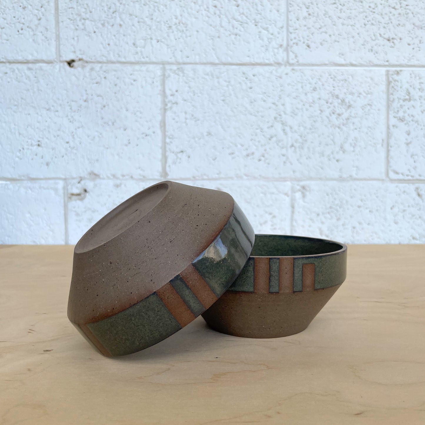 Flat leg Bowl | Gray